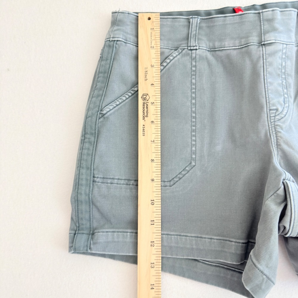 Spanx Stretch Twill Shorts  Bundle of 2 Beige and slate Size Med - Picture 12 of 12